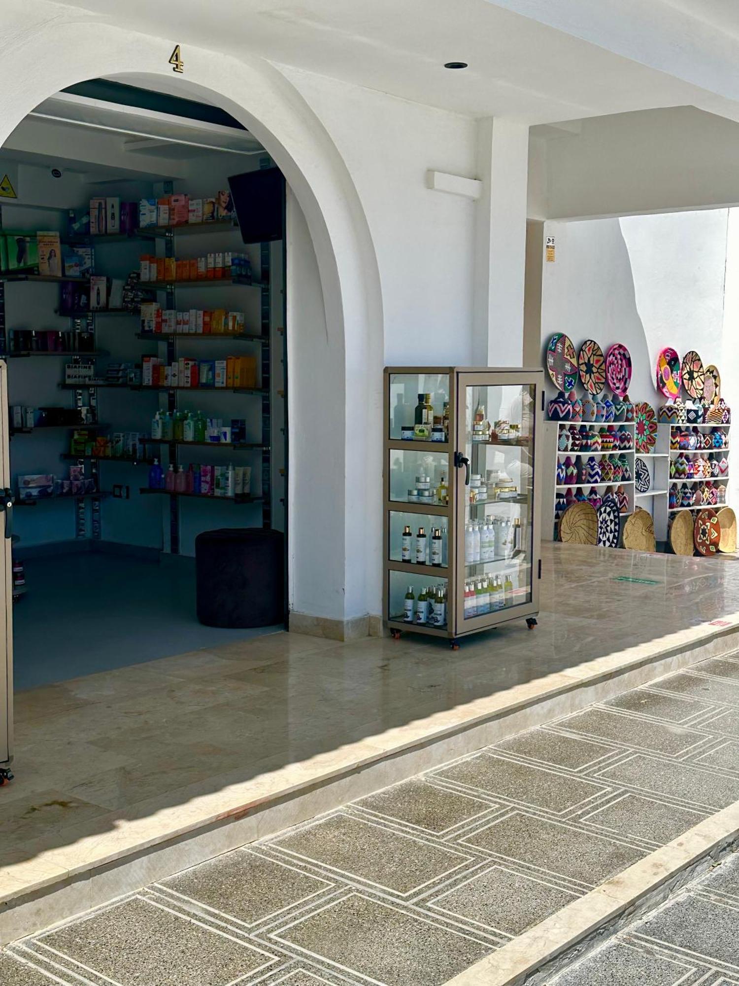 Asilah Vip - Haut Standing - Vue Mer - Piscines - Plage A 5 Minute - Garage Privee - Acces Pmr 外观 照片