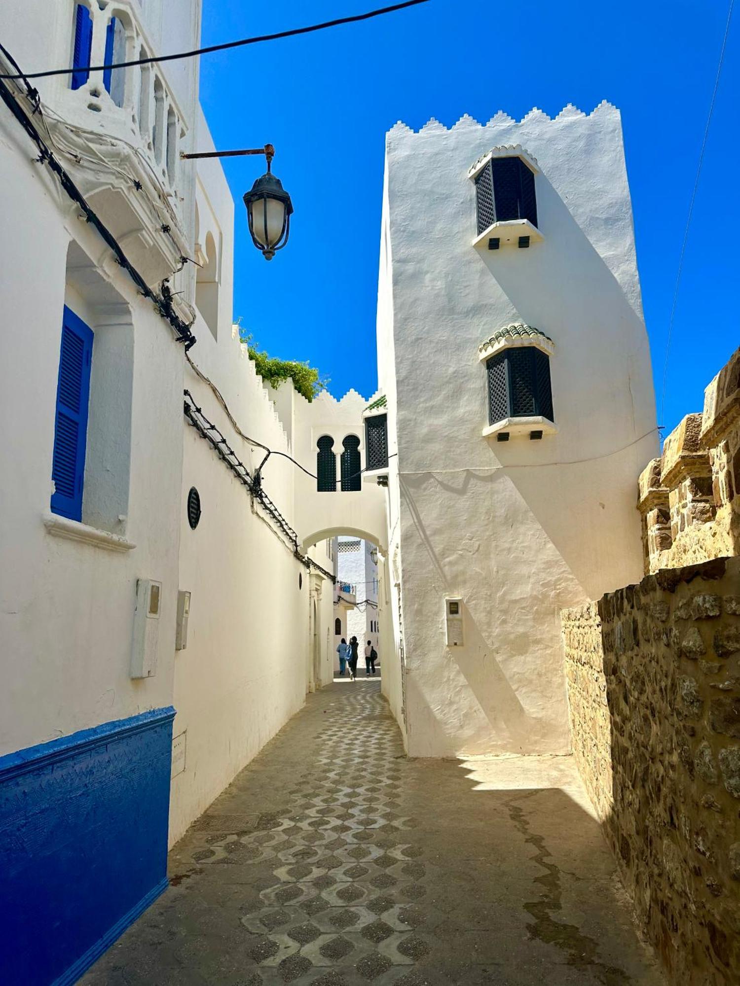 Asilah Vip - Haut Standing - Vue Mer - Piscines - Plage A 5 Minute - Garage Privee - Acces Pmr 外观 照片