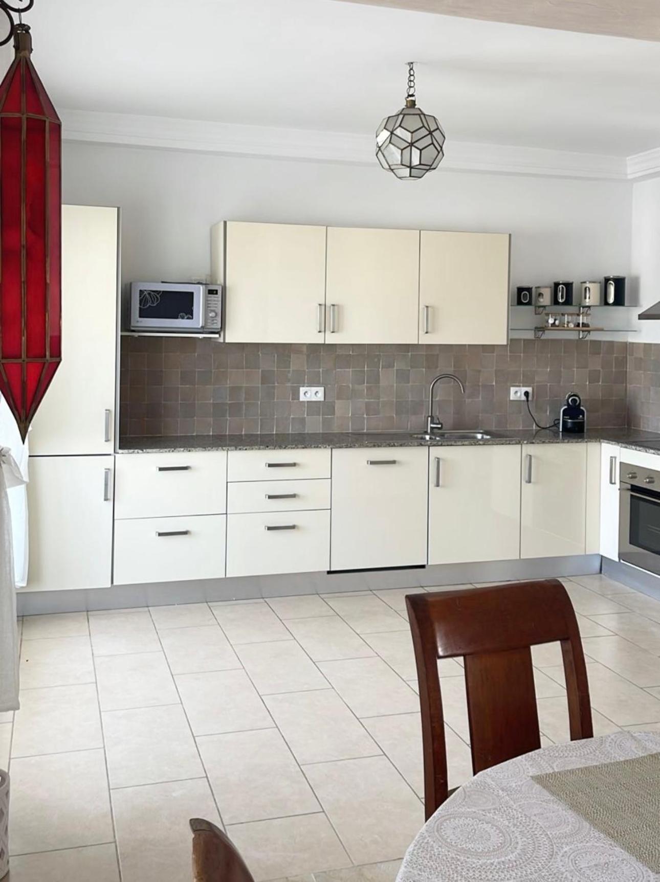 Asilah Vip - Haut Standing - Vue Mer - Piscines - Plage A 5 Minute - Garage Privee - Acces Pmr 外观 照片